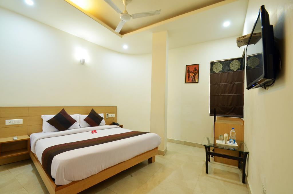 Oyo 1676 Hotel Sukhmani Amritsar Exterior photo