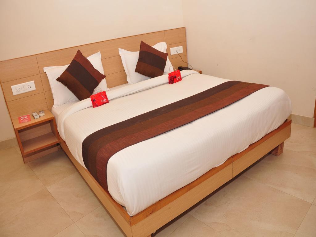 Oyo 1676 Hotel Sukhmani Amritsar Exterior photo