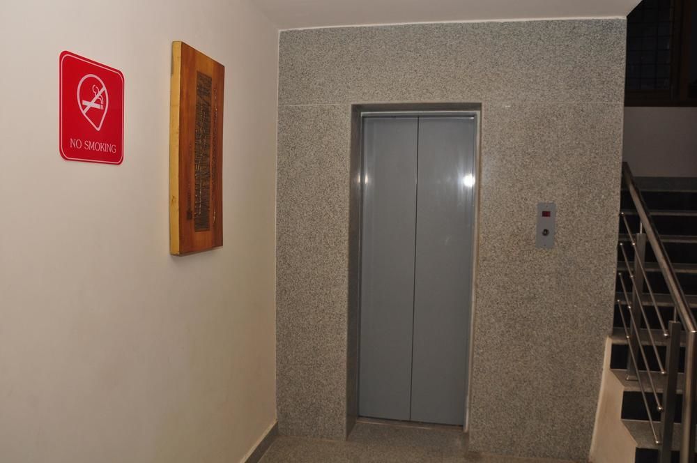 Oyo 1676 Hotel Sukhmani Amritsar Exterior photo